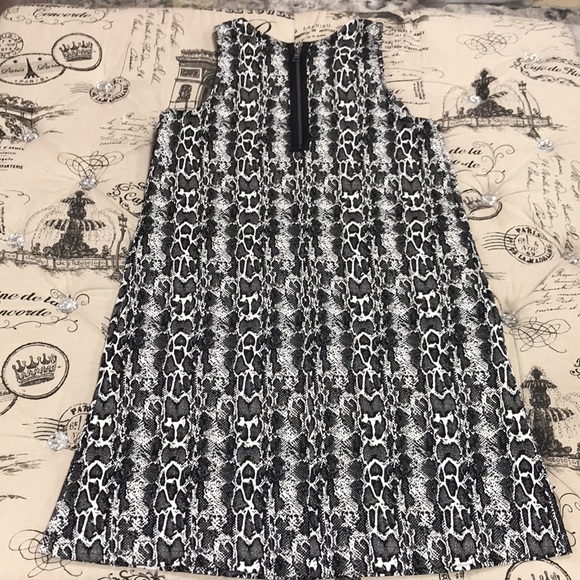Karen Kane Sleeveless Snake Printed A-Line Dress - Picture 7 of 8